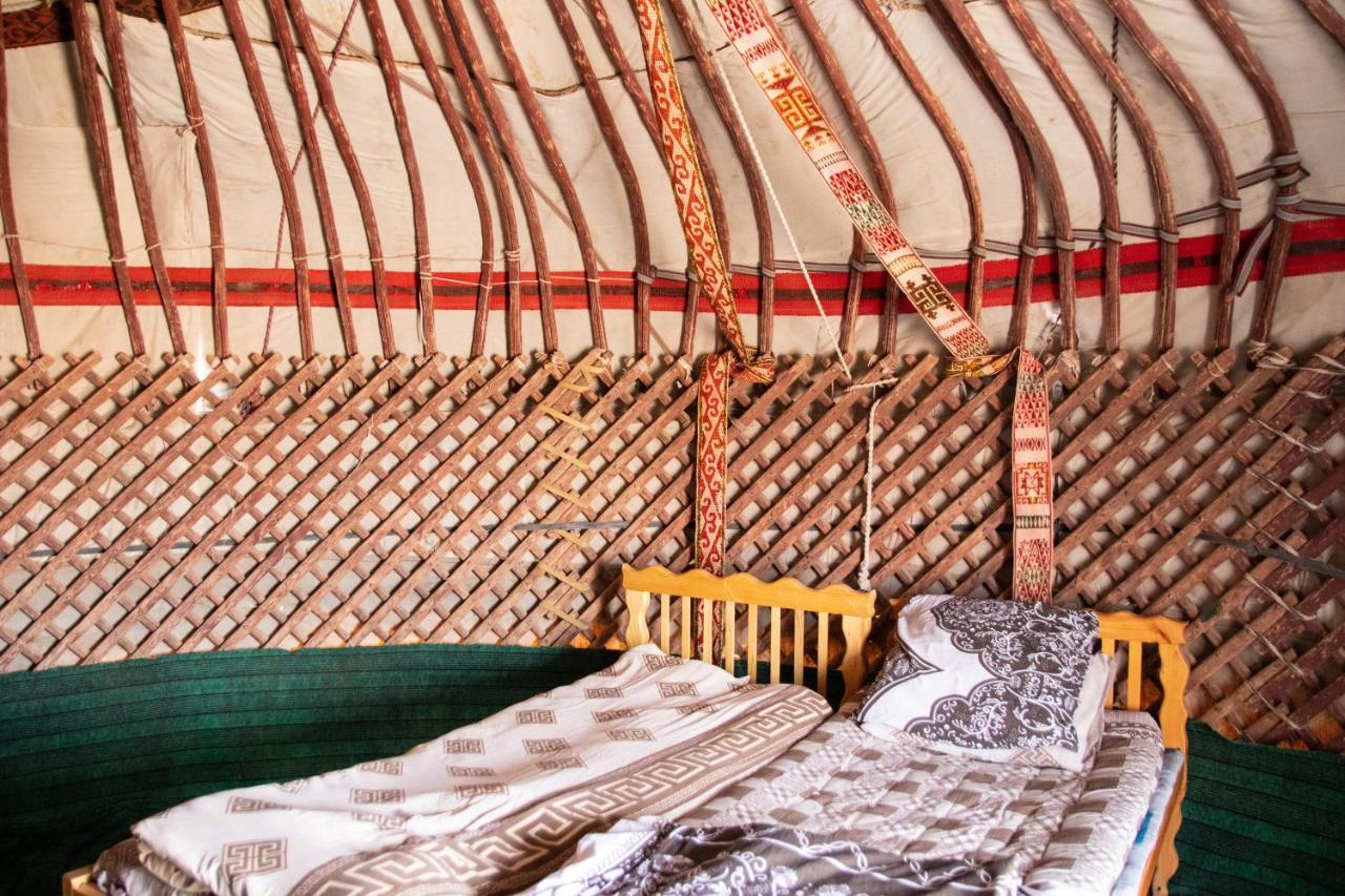 ホテル Aidar Yurt Camp Taldy エクステリア 写真